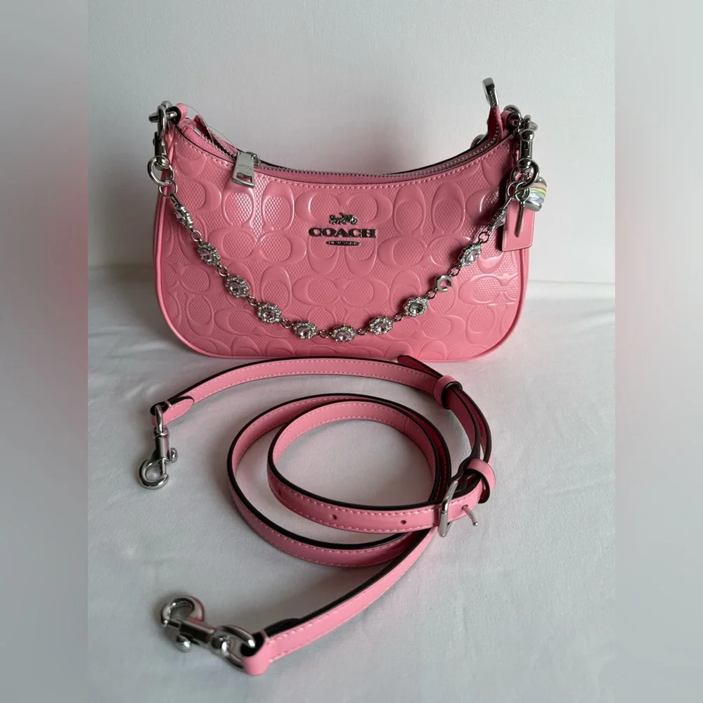 NWT Coach Teri Shoulder Bag In Signature Leather Pink/Silver Heart Charm CDA98